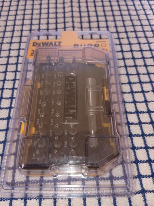 Buy & Sell Harrow on the Hill North West London - Photos for DeWalt DWAX200 security bit set