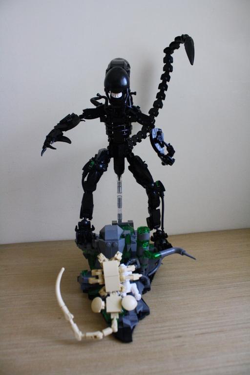 Buy & Sell Gornal Wood Dudley - Photos for Alien Xenomorph MOC brick model