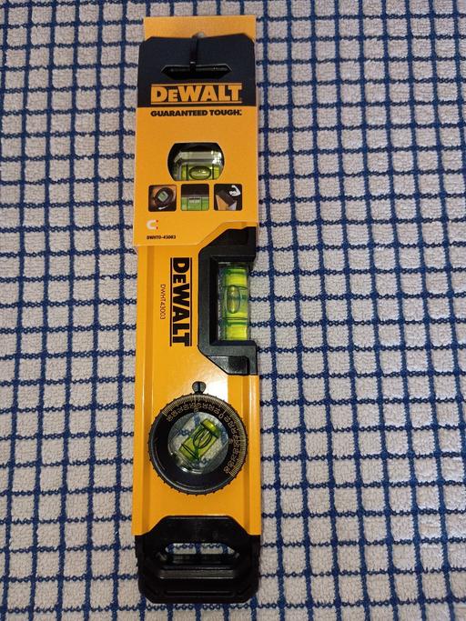 Buy & Sell Harrow on the Hill North West London - Photos for DeWalt Torpedo level