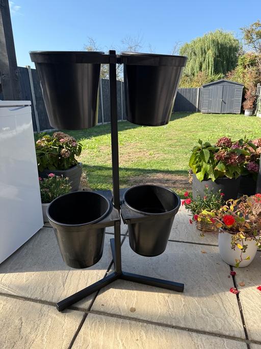 Buy & Sell Harold Wood Havering - Photos for 4 bucket flower display stand