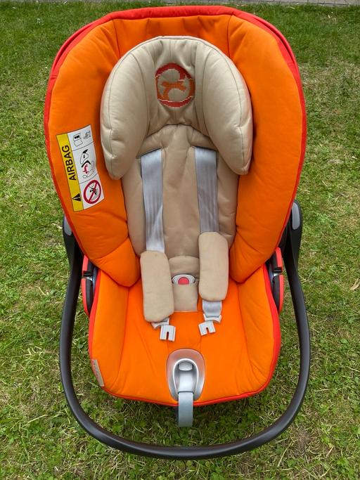 Buy & Sell - Photos for Cybex Sirona Q i Size car seat and base