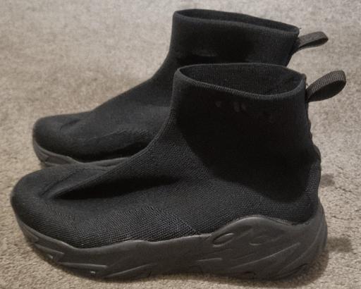 Buy & Sell Clayton West Kirklees - Photos for Black Fila Sock Trainers - Size 5