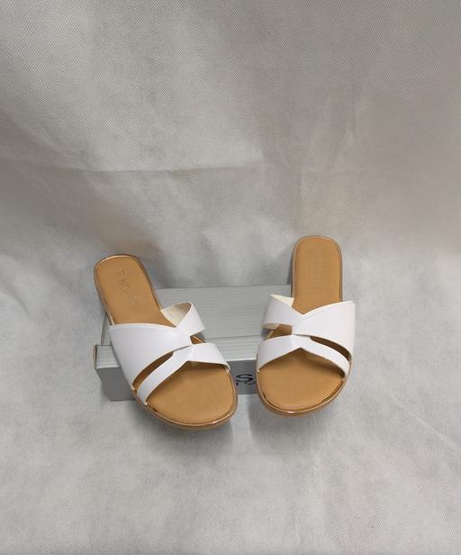 Buy & Sell Netherton Dudley - Photos for New size 5 white sandals / sliders