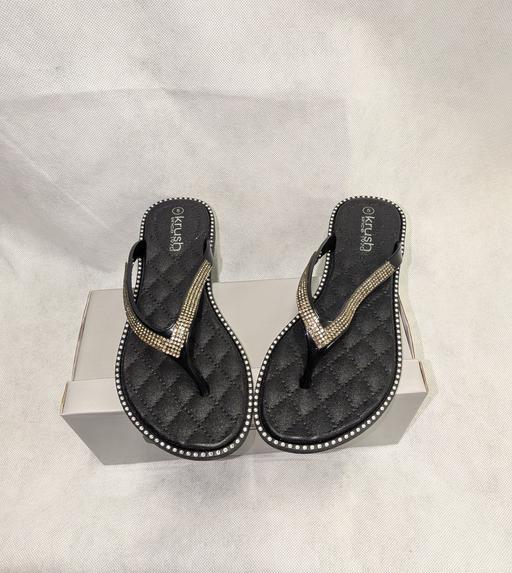 Buy & Sell Netherton Dudley - Photos for New size 5 sandals flip flops