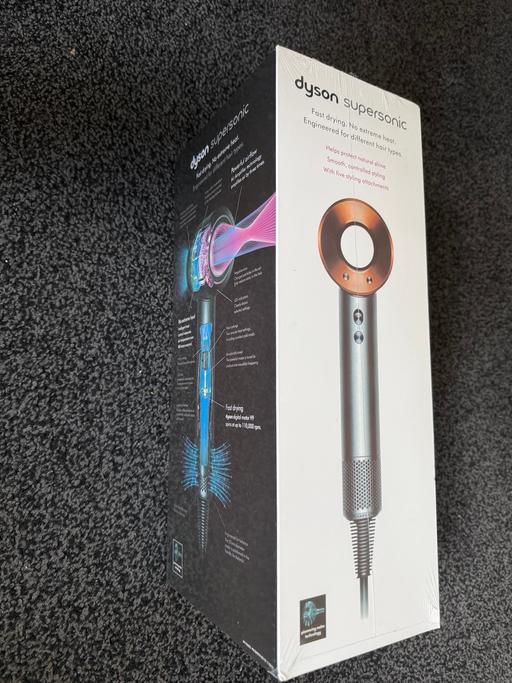 Buy & Sell Huntington South Staffordshire - Photos for Dyson supersonic hair dryer