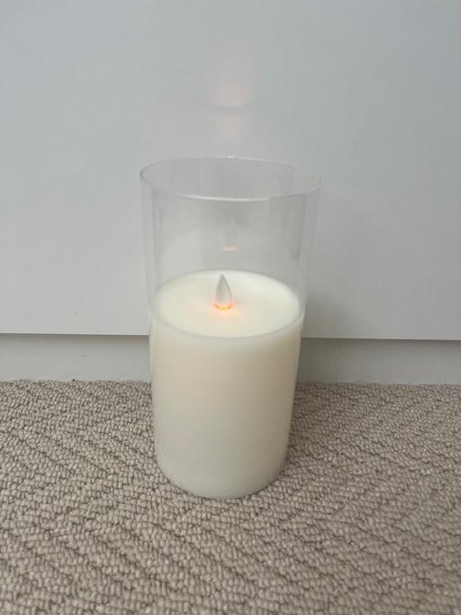 Buy & Sell Bradley Fold Bury - Photos for Large cream led candle