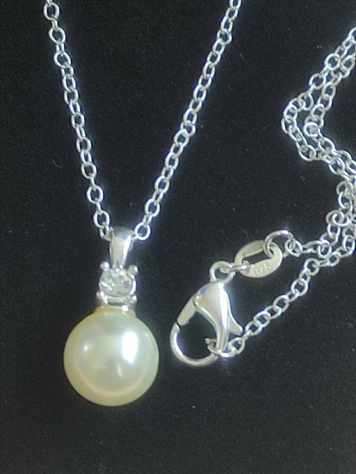 Buy & Sell Grafton Street Industrial Estate West Northamptonshire - Photos for Beautiful necklace chain