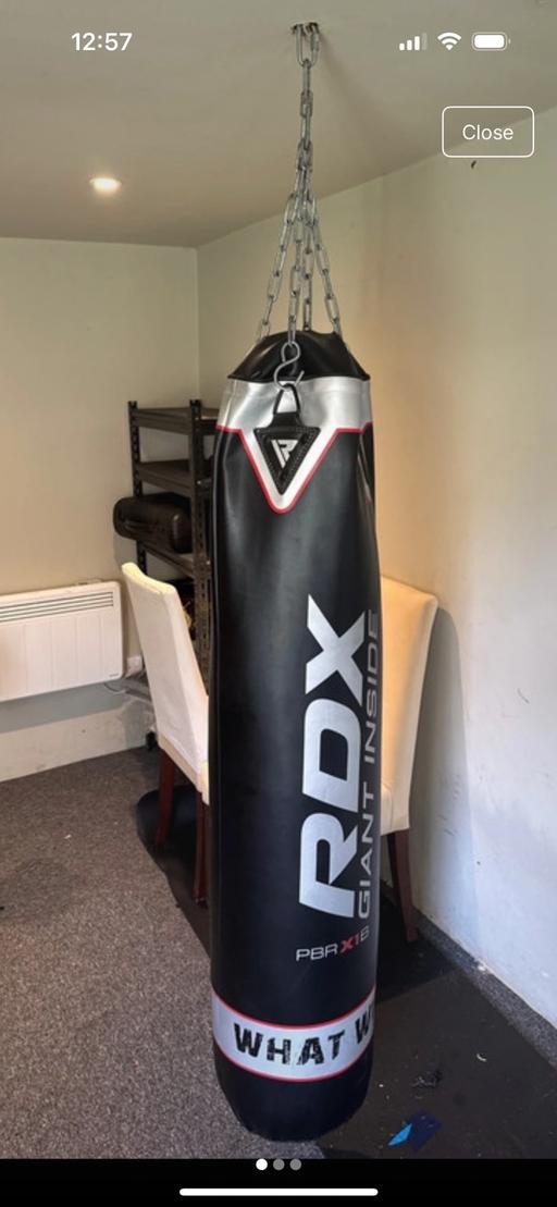 Buy & Sell Balham South West London - Photos for Boxing bag and 2 pairs gloves