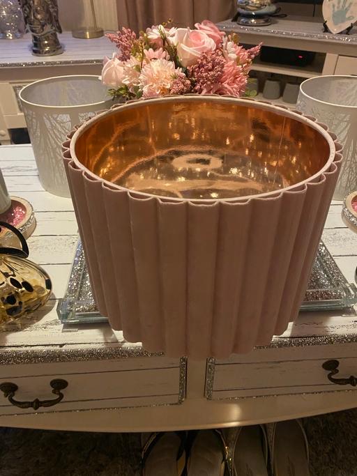 Buy & Sell Weoley Castle Birmingham - Photos for Blush pink shade