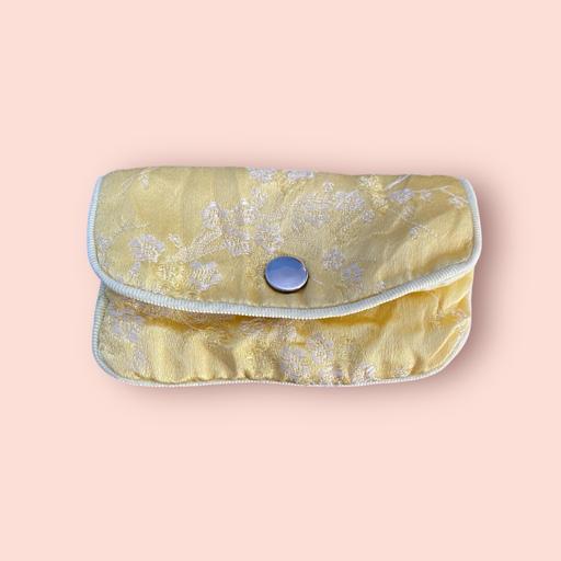 Buy & Sell White City West London - Photos for Small yellow pouch