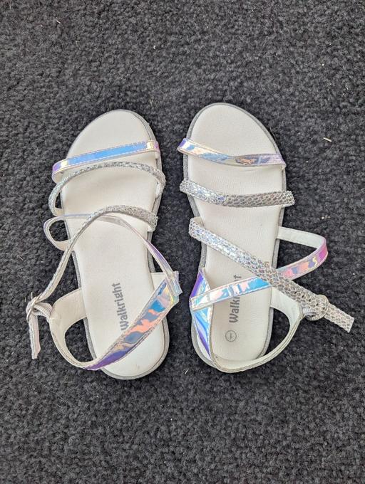 Buy & Sell Sheldon Birmingham - Photos for GIRLS SANDALS SIZE 1
