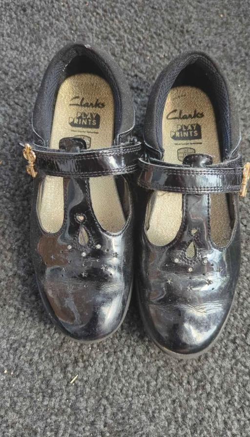 Buy & Sell Sheldon Birmingham - Photos for CLARKS GIRLS SCHOOL SHOES SIZE 2F