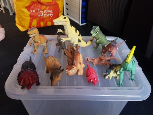Buy & Sell Longley Sheffield - Photos for childrens dinasour bundle
