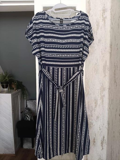 Buy & Sell Hornchurch Havering - Photos for navy blue and white maxi dress xl