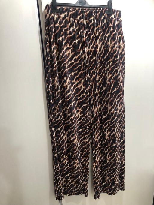 Buy & Sell Cradley Heath Sandwell - Photos for (Size 16) BOOHOO LEOPARD TROUSERS