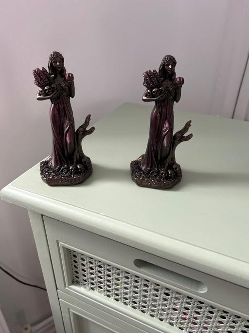 Buy & Sell Wombwell Barnsley - Photos for New Bronze 2 Orniments
