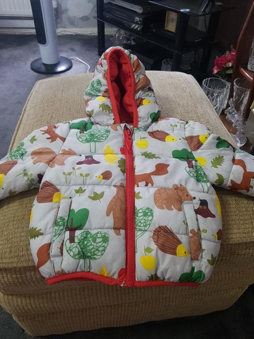 Buy & Sell Longley Sheffield - Photos for girls coat 9 to 12 mths