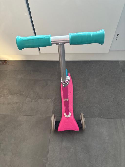 Buy & Sell Hampton-in-Arden Solihull - Photos for 3 Wheeled Zoomer Scooter - ELC
