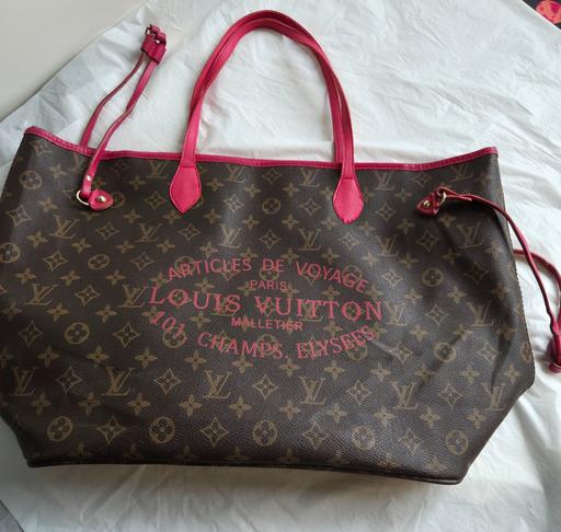 Buy & Sell Torry Aberdeen - Photos for Chic Brown & Pink Tote – Preloved