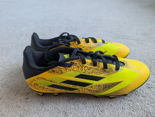 Buy & Sell Essington Wolverhampton - Photos for Adidas football boots size 5