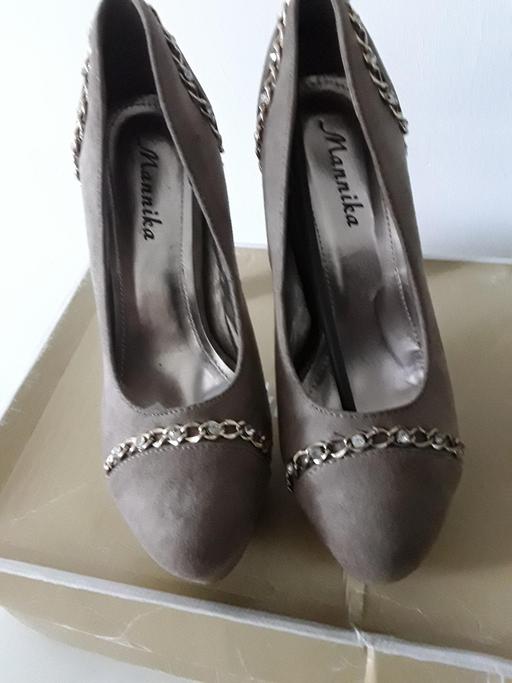 Buy & Sell Paddington West London - Photos for LADIES BEGIE TRENDY HIGH HEELS FAUX SUDE SHOE