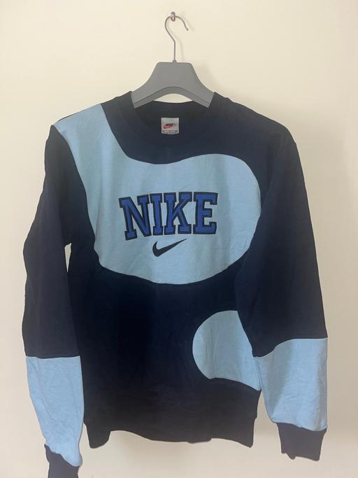 Buy & Sell Holme Wood Bradford - Photos for Nike Embroidered Logo Sweatshirt