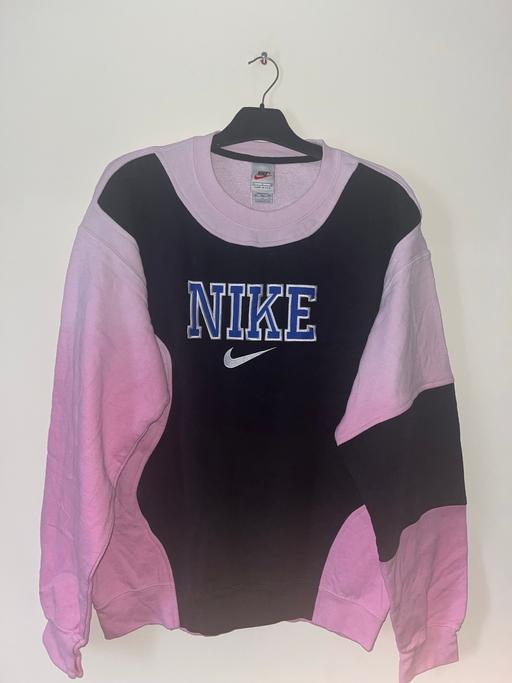Buy & Sell Holme Wood Bradford - Photos for Nike Embroidered Logo Sweatshirt