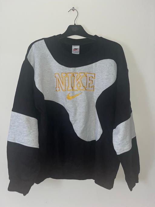 Buy & Sell Holme Wood Bradford - Photos for Nike Embroidered Logo Sweatshirt