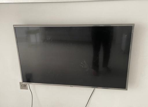 Buy & Sell Marston Green Solihull - Photos for LG 32 Inch Silver TV