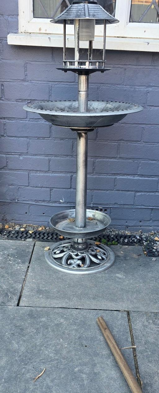 Buy & Sell Tipton Sandwell - Photos for bird feeder/ water bath table