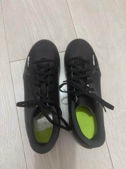 Buy & Sell Cambridge Heath East London - Photos for Football boots