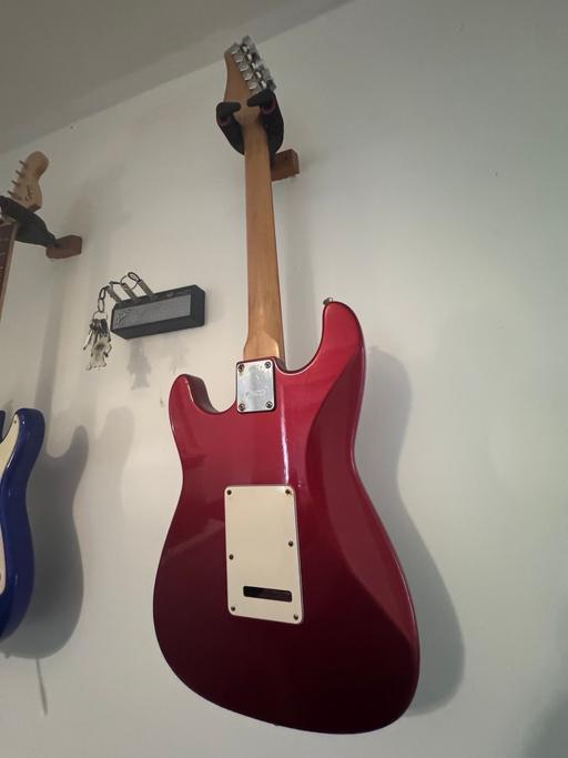 Buy & Sell Rottingdean Brighton - Photos for ELECTRIC GUITAR OPEN TO OFFERS