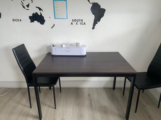 Buy & Sell Wandsworth South West London - Photos for Extendable table