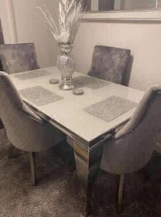 Buy & Sell Parkgate Rotherham - Photos for Louis dining table and chairs