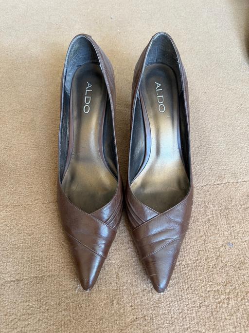 Buy & Sell Park Royal North West London - Photos for Court Shoes