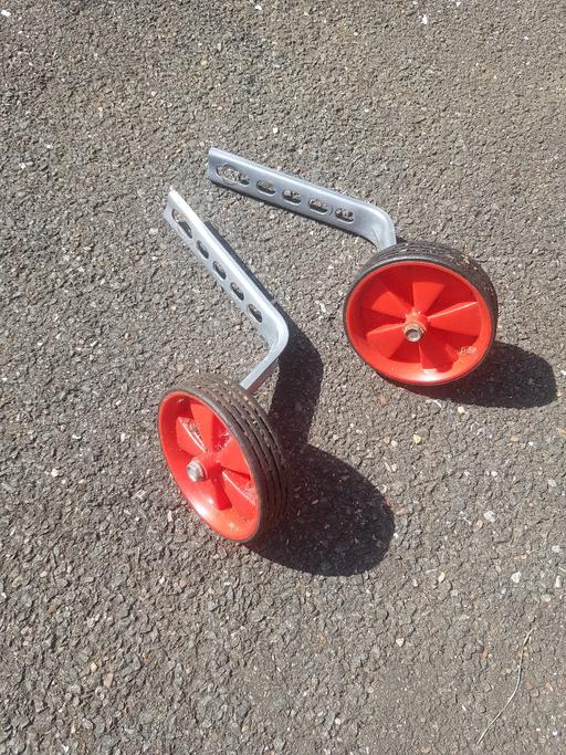Buy & Sell Longley Sheffield - Photos for set of childrens bike stabilizers