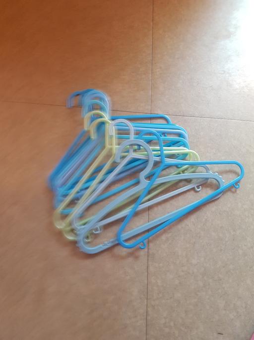 Buy & Sell Longley Sheffield - Photos for 14 baby coat hangers