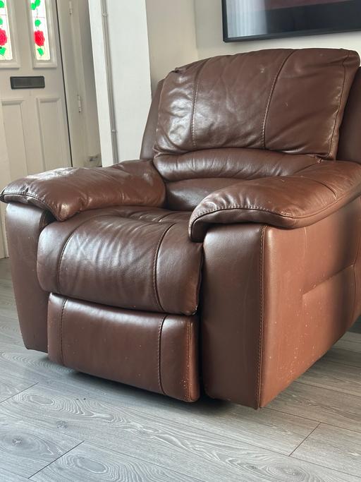 Buy & Sell Moseley Village Wolverhampton - Photos for SINGLE RECLINER SOFA CHAIR