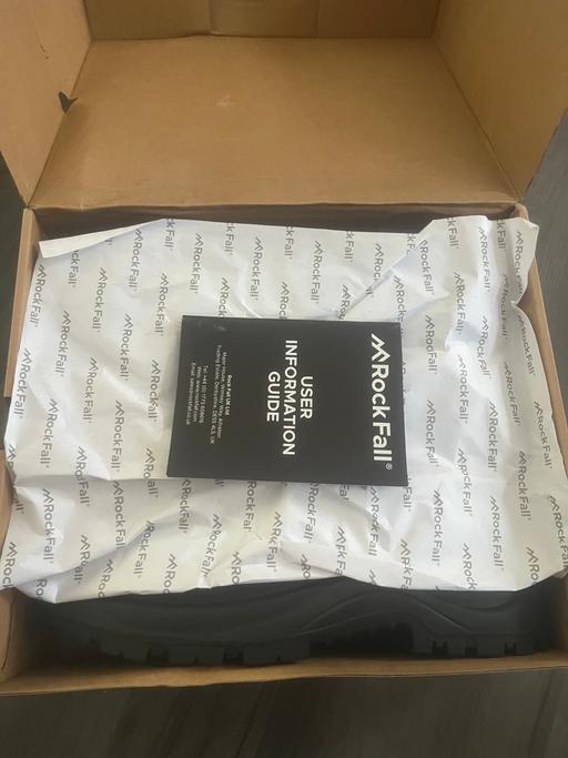 Buy & Sell Sundridge South East London - Photos for Rock Fall RF222 Jet work safety boots