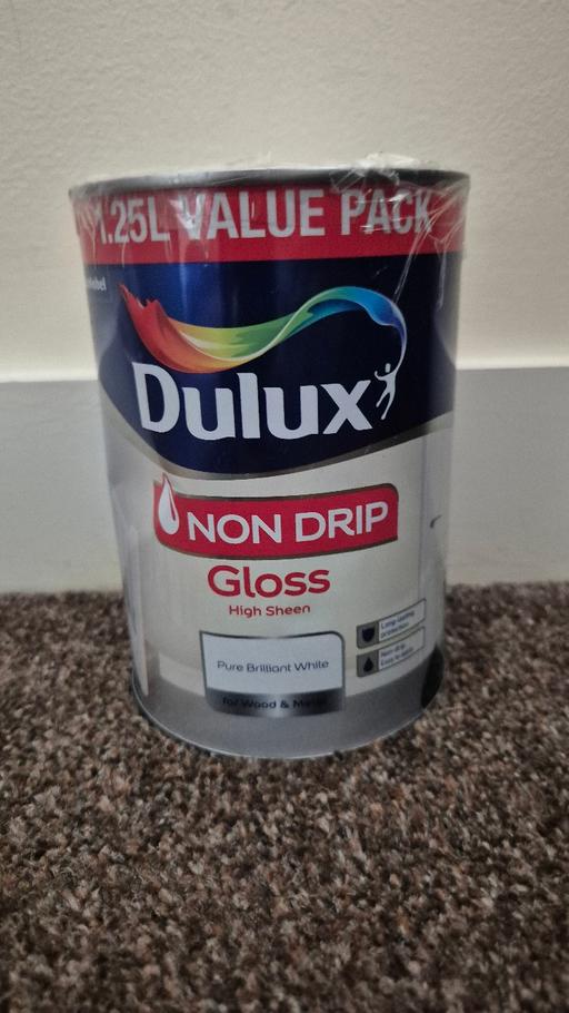 Buy & Sell East Acton West London - Photos for Dulux non drip gloss white paint