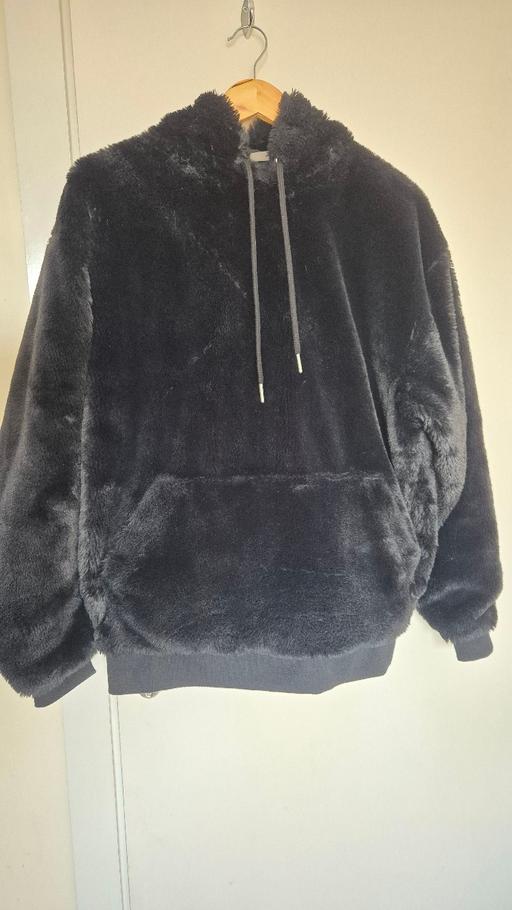 Buy & Sell East Acton West London - Photos for Asos Teddy oversized black jumper