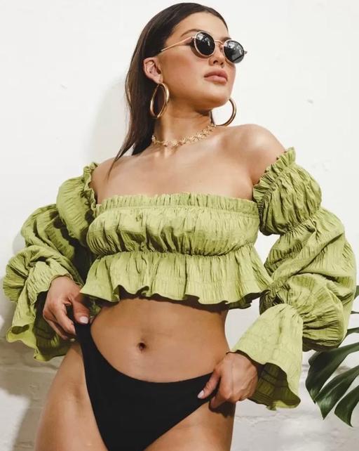 Buy & Sell Rochester Medway - Kent - Photos for 💕LADIES RUFFLE CRINKLE CROP TOP💕