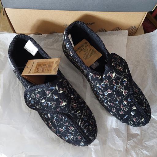 Buy & Sell Ocker Hill Sandwell - Photos for slippers womens size 6 black