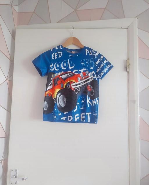 Buy & Sell Moseley Birmingham - Photos for BOYS T-shirt size 7-8 year old