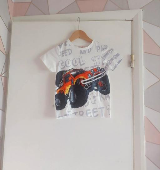 Buy & Sell Yardley Wood Birmingham - Photos for BOYS T-shirt size 5-6 year old