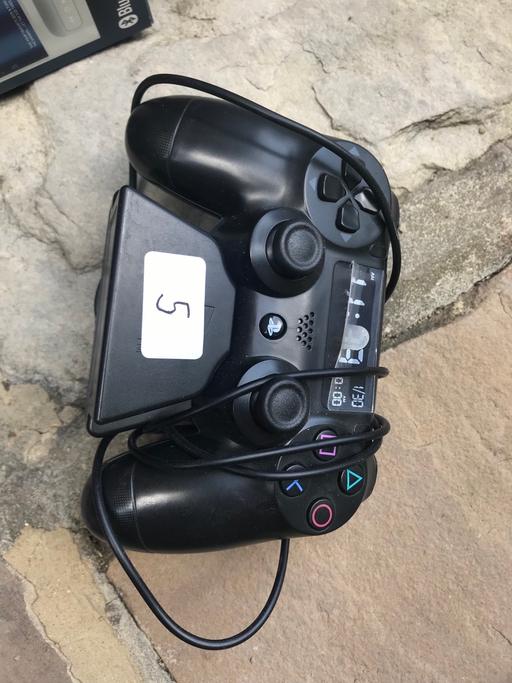 Buy & Sell Arborfield Wokingham - Photos for PlayStation controller alarm clock