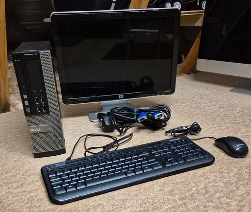 Buy & Sell Walsall Town Centre Walsall - Photos for Dell Desktop PC with HP Monitor Win 11