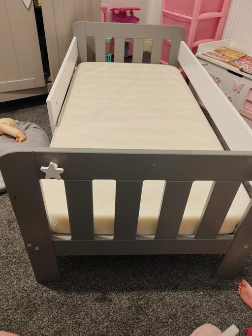 Buy & Sell Stanley Liverpool - Photos for toddler. bed