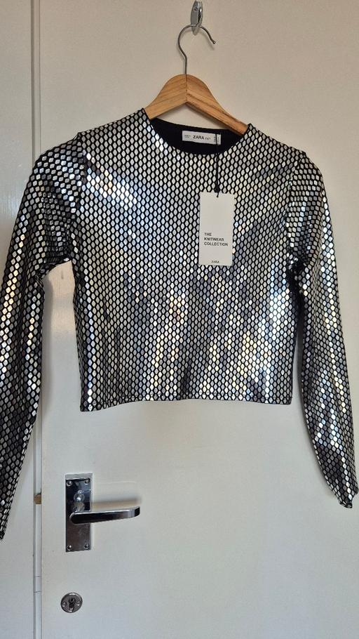 Buy & Sell - Photos for zara shiny crop top