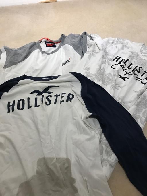 Buy & Sell Arborfield Wokingham - Photos for Hollister and super dry T-shirts